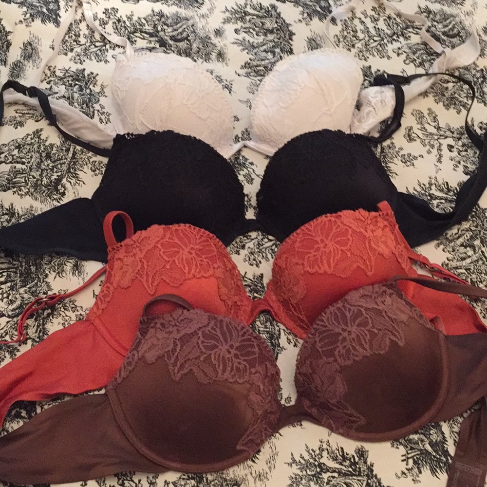 Victoria’s Secret bras